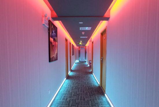 Гостиница Four Seasons Fenglin Hotel (Shanghai Minhang Jiangchuan Road)
