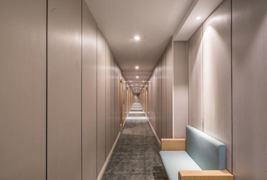 Yiheju Hotel (Shanghai West Railway Station Caoyang Road Branch)
