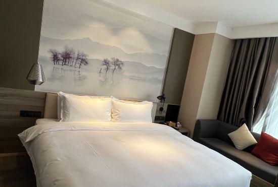 Hike Yingzhou Hotel (Shanghai Minhang Zhuanqiao Wanda Branch)