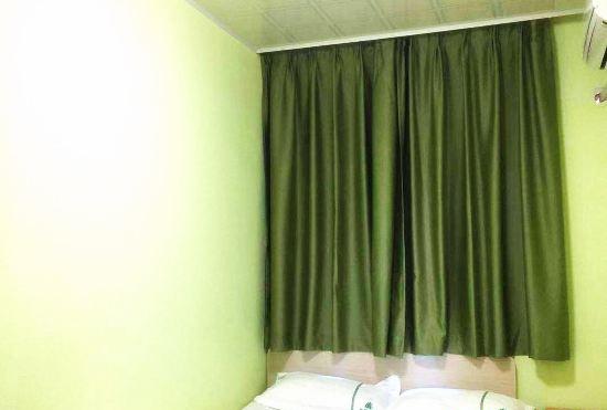 Shanghai Xinlv Hotel (Lingang Academy)