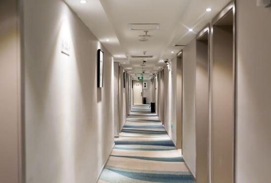Гостиница Home Inn (Jinshajiang Road, Fengzhuang Metro Station)