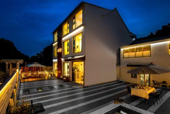 Гостиница Shanghai Qiyin Encounter Homestay