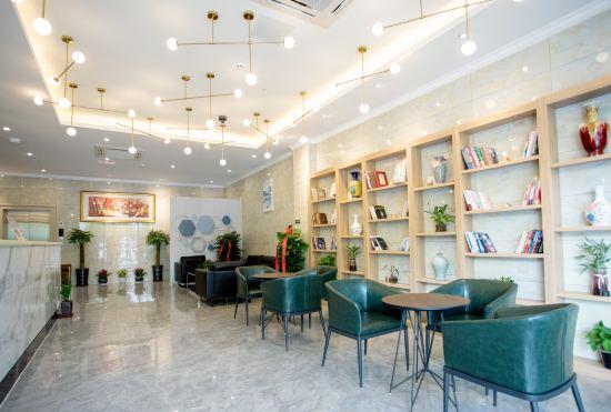 Гостиница GreenTree Inn (Yunhan Road, Lingang New Town, Pudong, Shanghai)