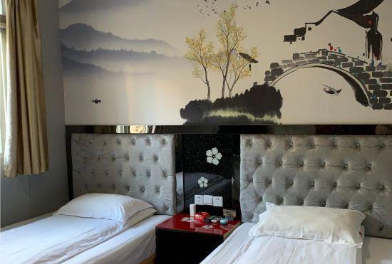 Shanghai Linxin Hotel