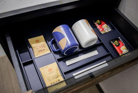 Гостиница Yitel Collection (Shanghai Hongqiao Gubei Road, Yili Road Metro Station)