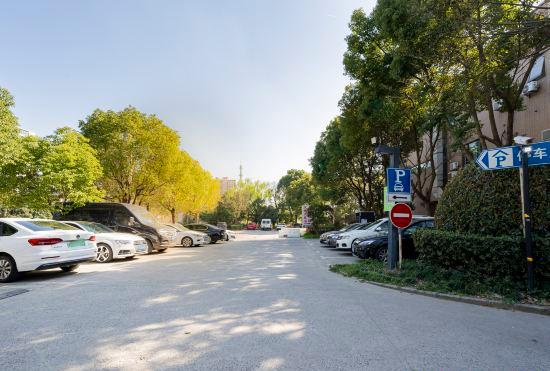 Гостиница Hanshe Ligong Hotel (Shanghai Dahongqiao National Convention and Exhibition Center)