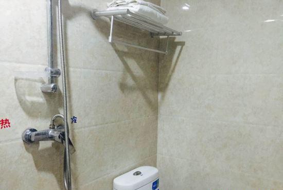 Xuefeng Express Hotel