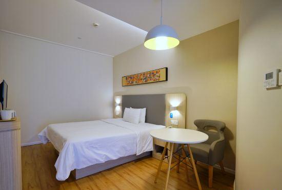 Гостиница Hanting Hotel (Shanghai Hongqiao Hub, Qibao Huxing Road)
