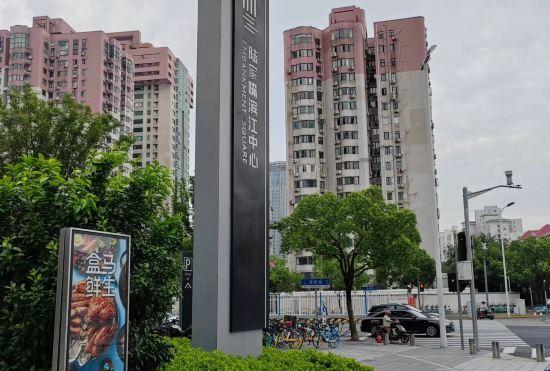 Гостиница Lotus Tangyuese Homestay (Lujiazui Binjiang Branch)