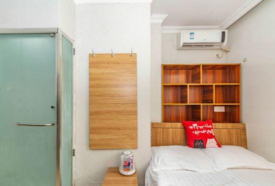 Гостиница AA hotel（Shanghai five triangle ChangHai hospital)