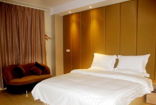 Гостиница Lanyi Inn Hotel (Shanghai Zhangze)
