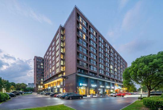 Hanting Hotel (Shanghai Fengxian Nanqiao Industrial Park)