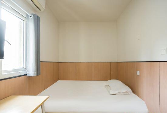 Hotel 99inn Selected (Shanghai Linping Road Metro Station)