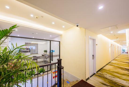 Hotel 100inn(Shanghai Tongji University Anshan Xincun Subway station)