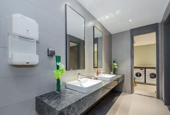 Hotel Home Inn Selected (Shanghai Dahua Xincun Road Subway Station)