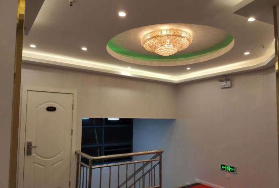 Xiangfu Hotel (Shanghai Guoding Road)