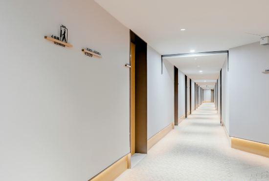 Ji Hotel (Shanghai Tonghexincun Subway Station )
