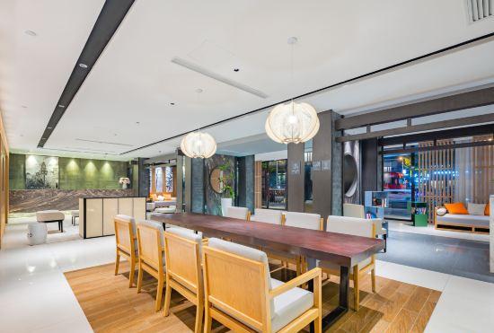 Atour X Hotel, Bailian Tongchuan Road Metro Station, Central, Shanghai