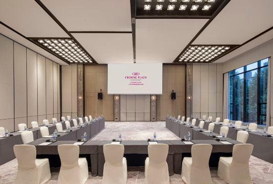 Гостиница Crowne Plaza Shanghai Jinxiu