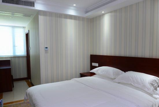 Гостиница Shanghai Heyue Hotel