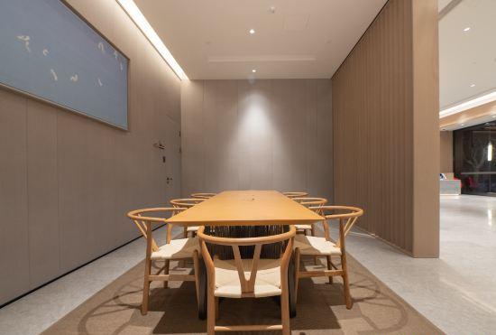 Ji Hotel (Shanghai Baoyang Road Subway Station Branch)