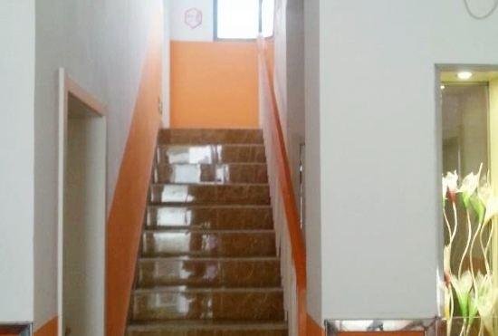 Гостиница 99 Chain Inn Shanghai Xingfu