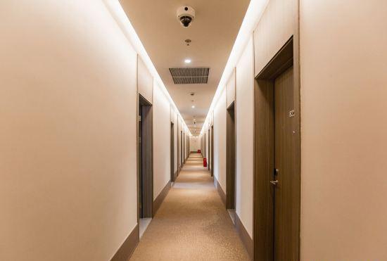 Гостиница Hanting Hotel (Shanghai Qingpu Huijin Road subway station store)