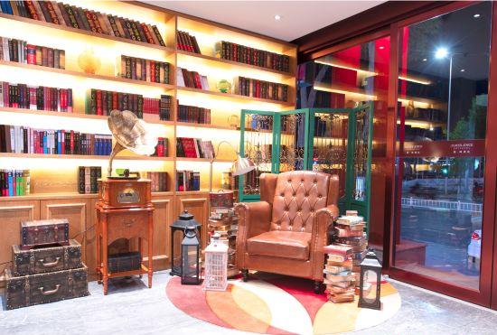 Hotel James Joyce Coffetel (Tianjin Baodi District Government Jingdong First Group Branch)