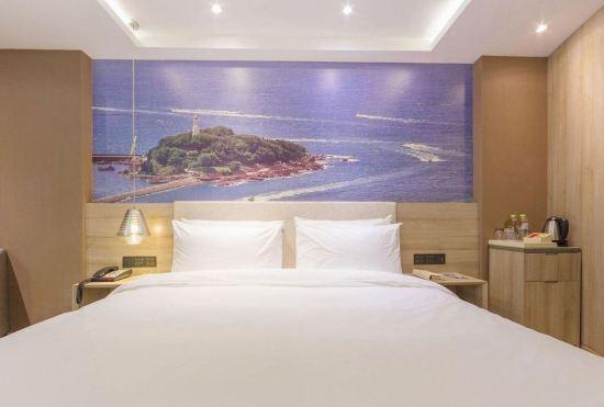 Atour Hotel (Qingdao May Fourth Square Yunxiao Road)