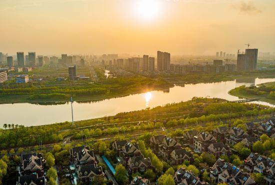 Yishuwan Hotel (Hi-tech Zone Shimao 52+ Shopping Center)
