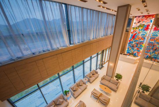 Гостиница Radisson Sega Hotel Zhoushan Zhujiajian Branch