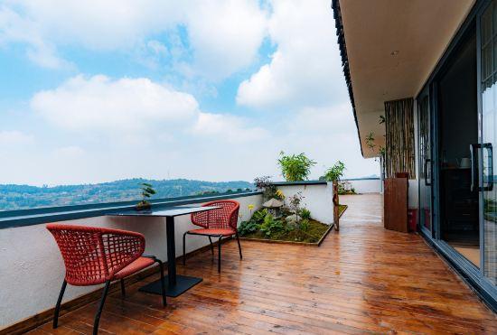 Гостиница Chengdu Shunzi Shouhuangjiang Homestay