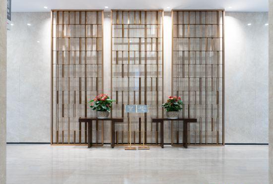 Гостиница Rezen Dong Hotel (Chengdu University Qinglong Lake Wetland Park)
