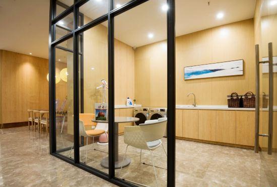Hanting Youjia Hotel (Xi'an Keji 2nd Road Xi'an University)