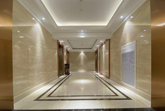 Queen Hotel Xi'an (Changle Park Subway Station Branch)