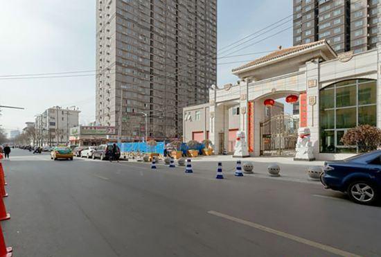 Hotel Fengyi Xiaozhu Mingsu (Xi'an Big Wild Goose Pagoda)