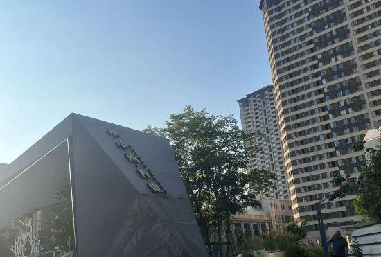 Гостиница Xiaoshi Homestay (Xi'an Tai'ao Plaza)