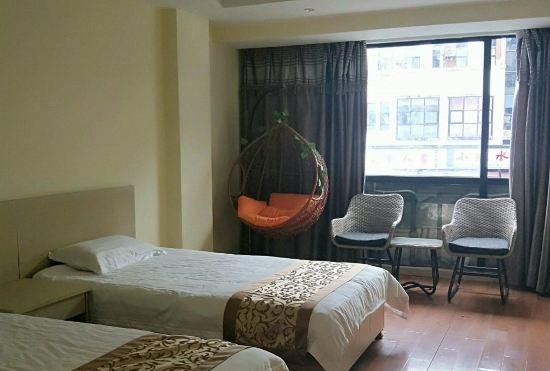 Гостиница Xiangli Renjia Inn