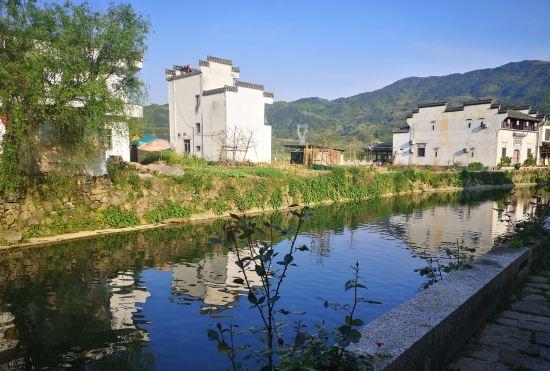 Гостиница Floral Hotel · Mount Huangshan Huanxiu Building B&B (Chengkan Scenic Spot Store)
