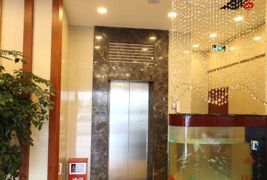Гостиница Dehong Hotel (Zhuhai Zhufeng Avenue)