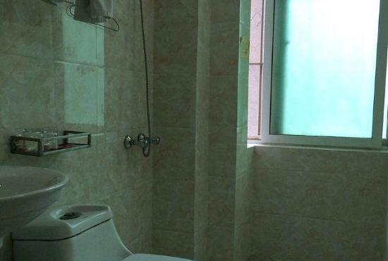 Zhuhai Huahai Joy Hotel (Lovers Road Grand Theater Branch)