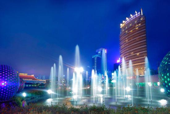 Гостиница Zhuhai Charming Holiday Hotel (Gongbei Port High Speed Rail Station Store)