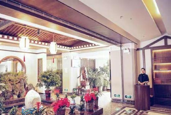 Гостиница Metropolo Hotels(Potala Palace store, Lhasa)