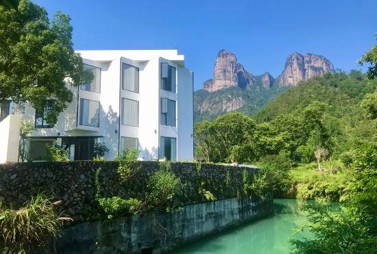 Hotel Nanxi River Meets Cloud Cliff B&B