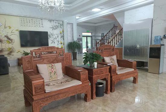 Changzhi Jiekang Hotel (South High-speed Railway Station)