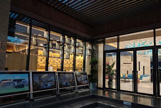 Hanzhong Jingyi Star Hotel