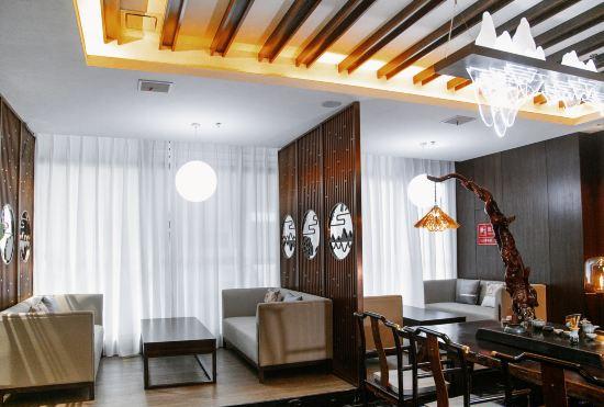 Hanzhong Tianhan Langyue Hotel