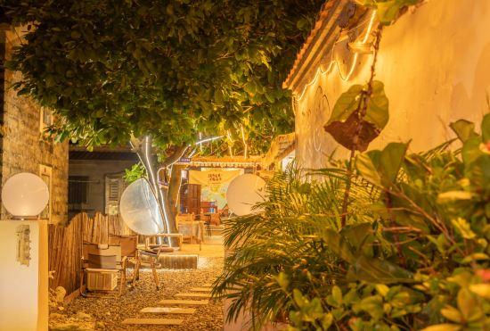 Hotel Weizhou Island Xinyi Courtyard (Catholic Church Shell Beach Branch)