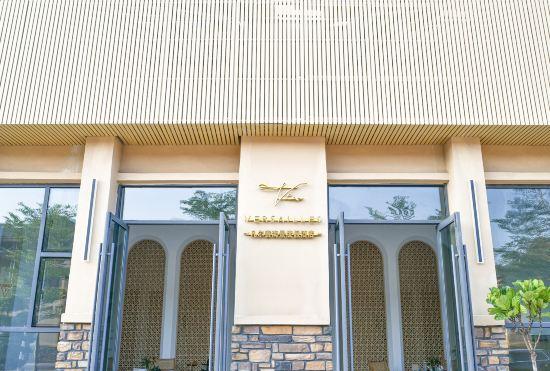 Hotel Weizhou Island Versailles Sea View Resort wine