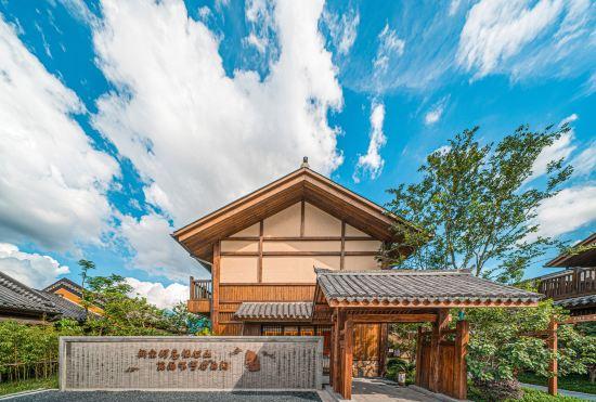 Гостиница Foshan Yimu Inn